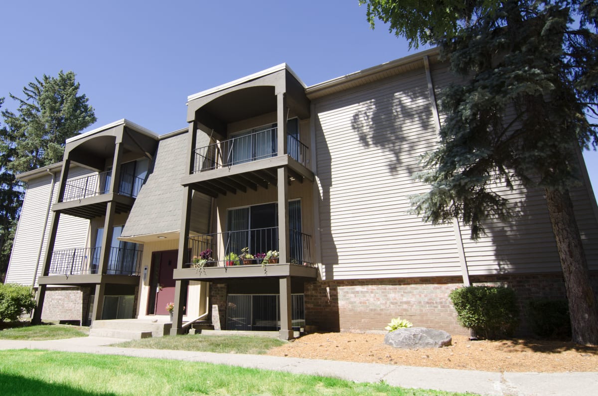 Photos and Video of The Pines Apartments in East Lansing, MI